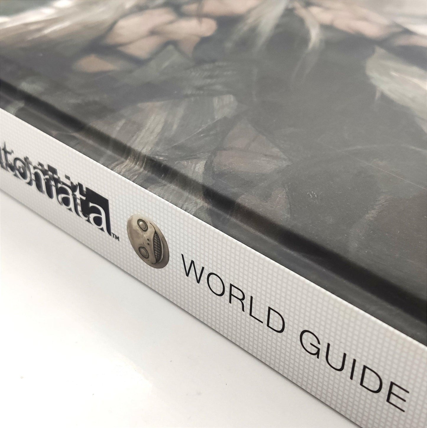 NieR Automata World Guide Artbook Volume 2 - Artbook (Inglés) - Kinko